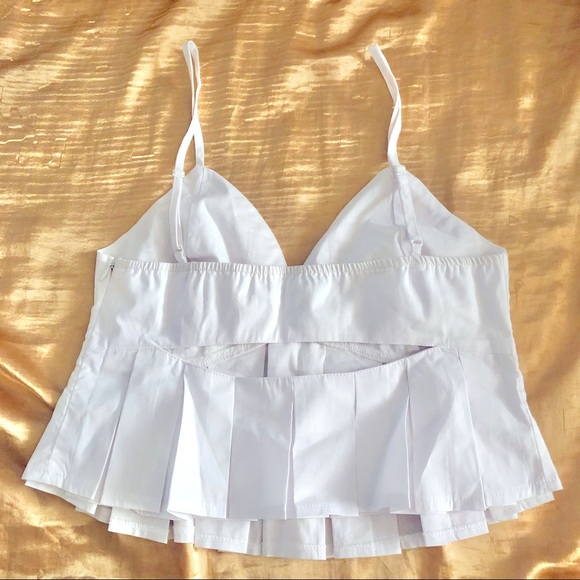 NWOT white pleaded top - Picture 2 of 3